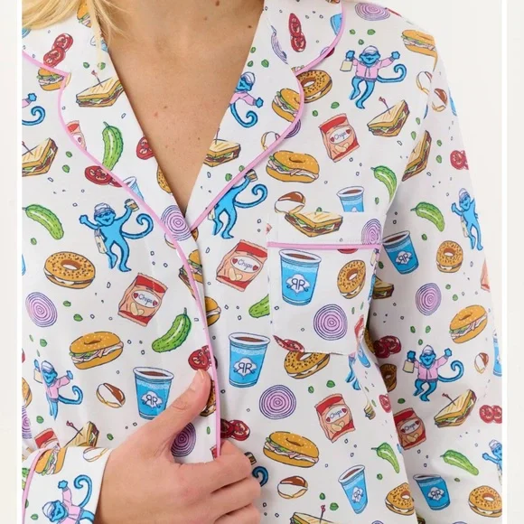 NWT and Box Roller Rabbit New York Nosh PJs - Picture 4 of 4